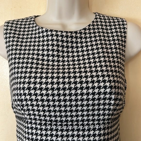 Talbots Petites Wool Houndstooth Sleeveless Dress Size 2P - Picture 2 of 13